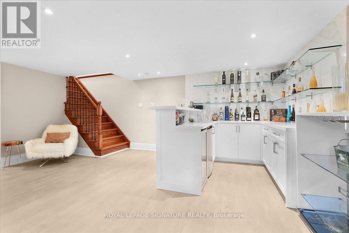 1 MARSHFIELD COURT Image 31