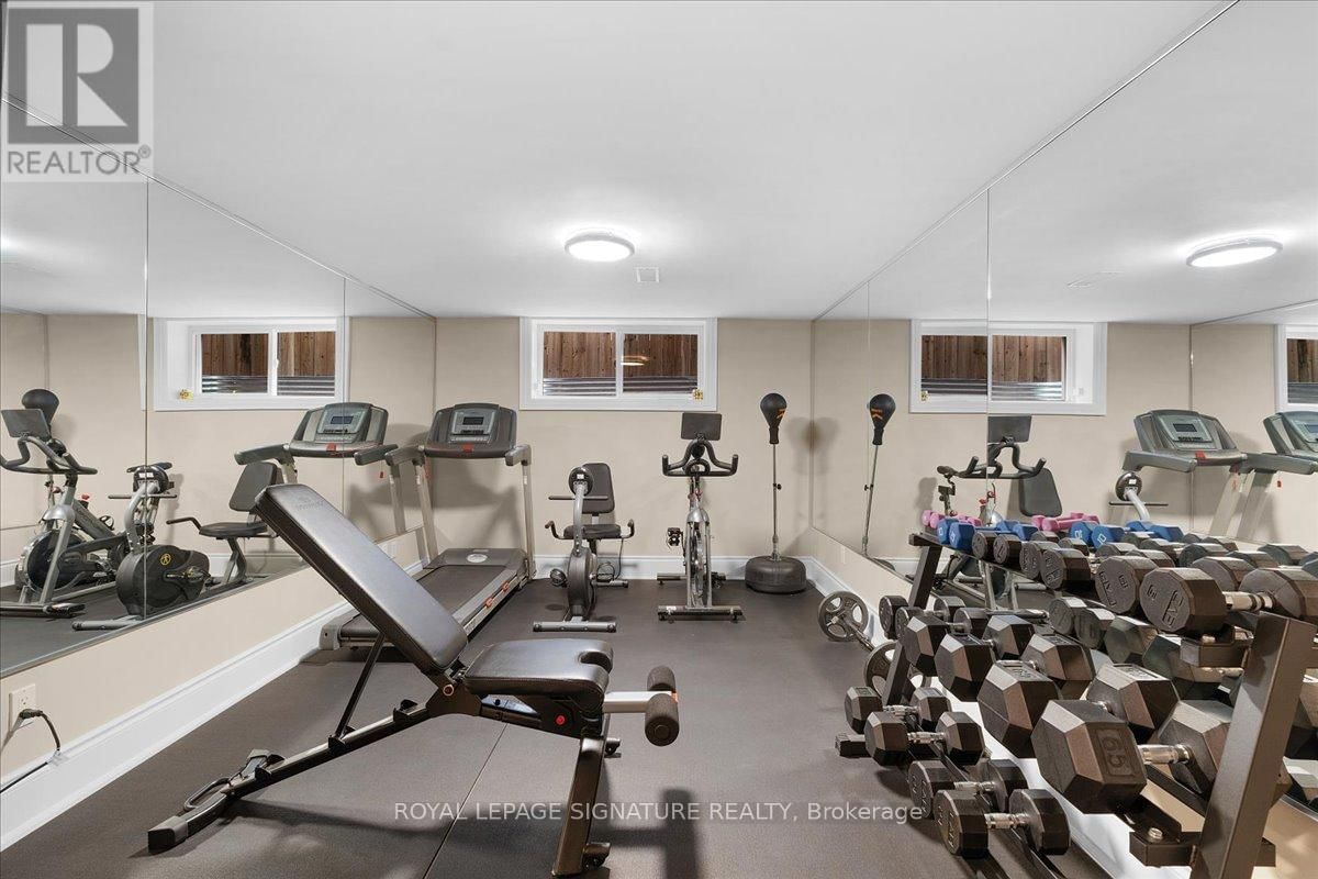1 MARSHFIELD COURT Image 34