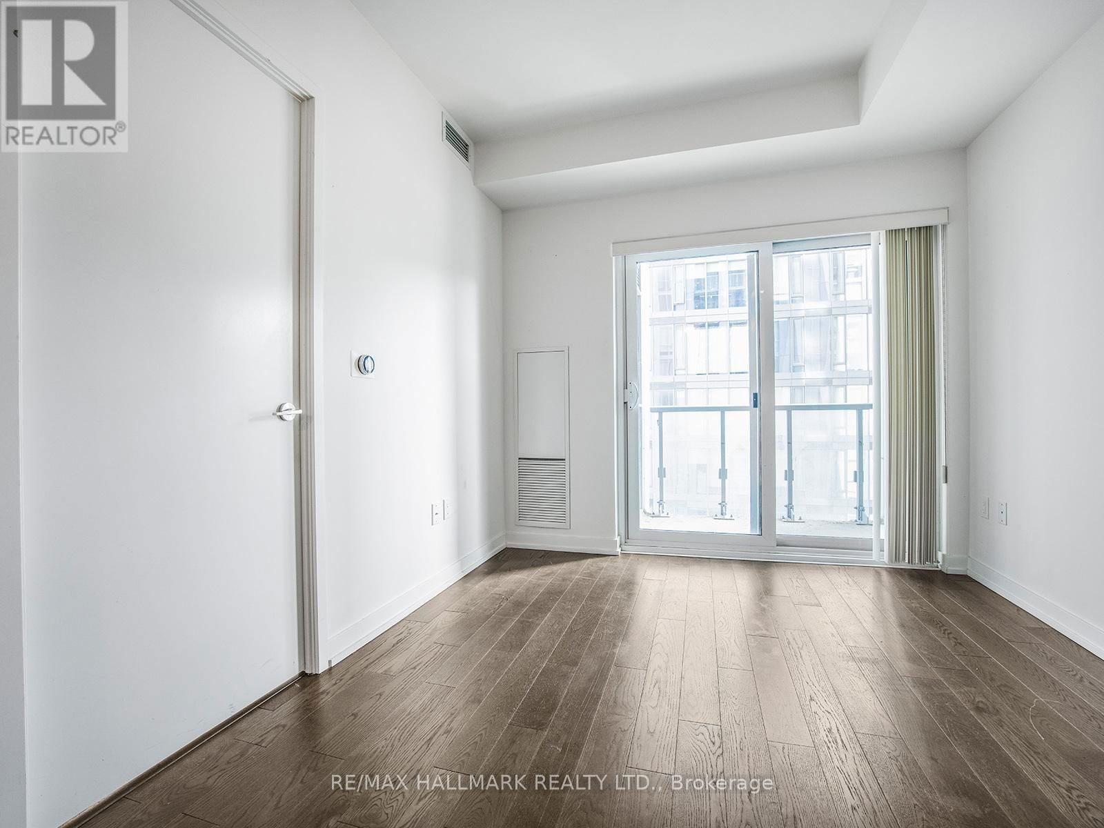 1112 - 1 YORKVILLE AVENUE Image 5