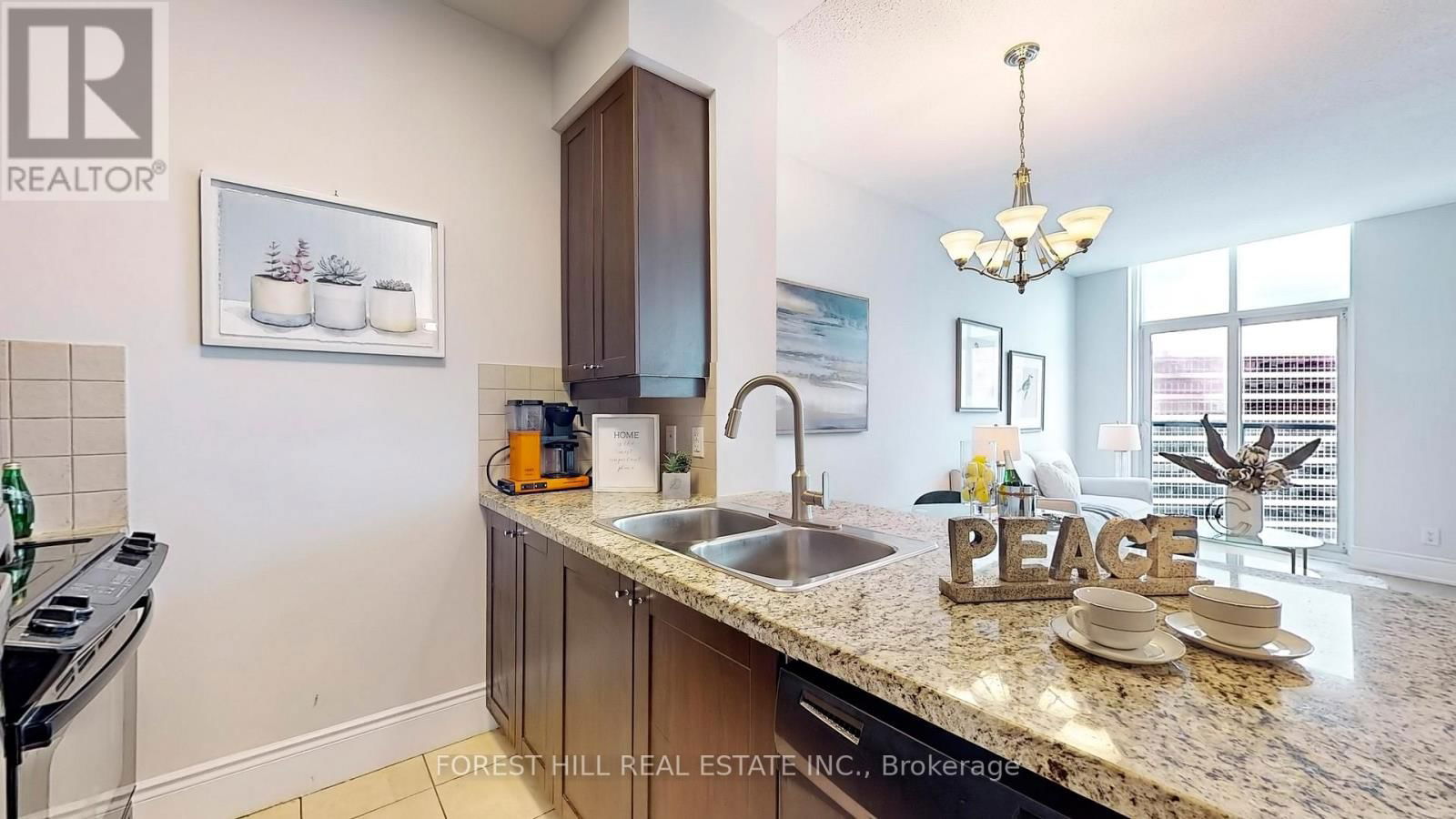 PH 24 - 25 GREENVIEW AVENUE Image 12