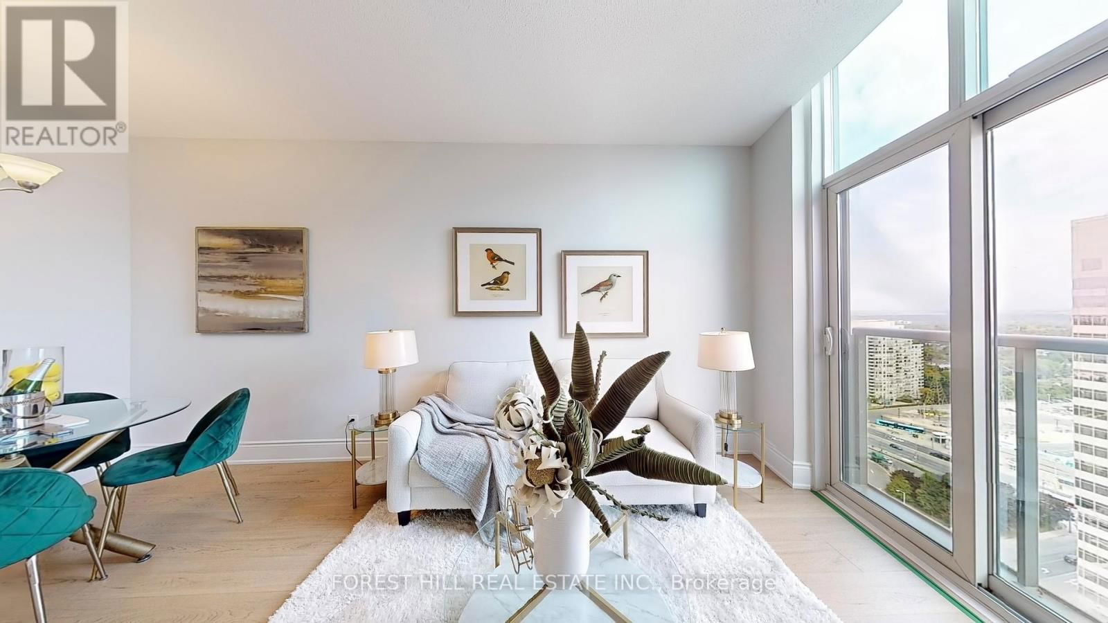 PH 24 - 25 GREENVIEW AVENUE Image 3