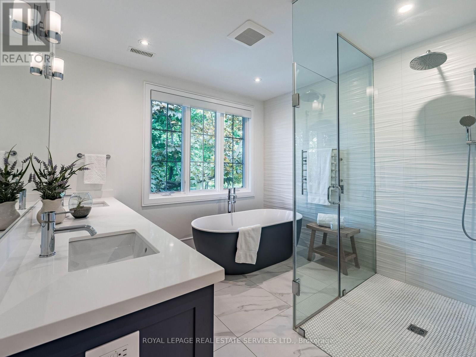 529 BRIAR HILL AVENUE Image 16