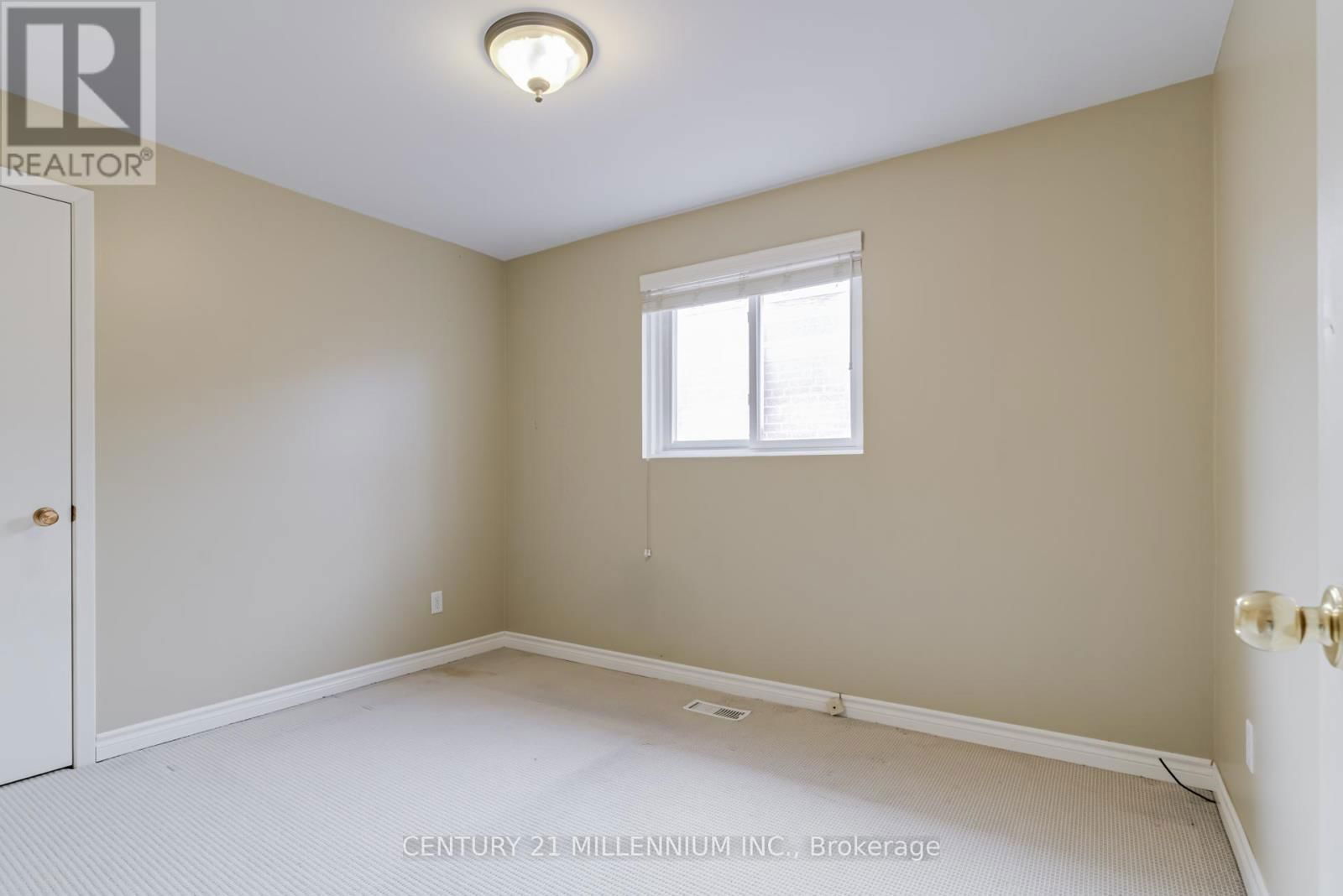 568 DUFFERIN STREET Image 17