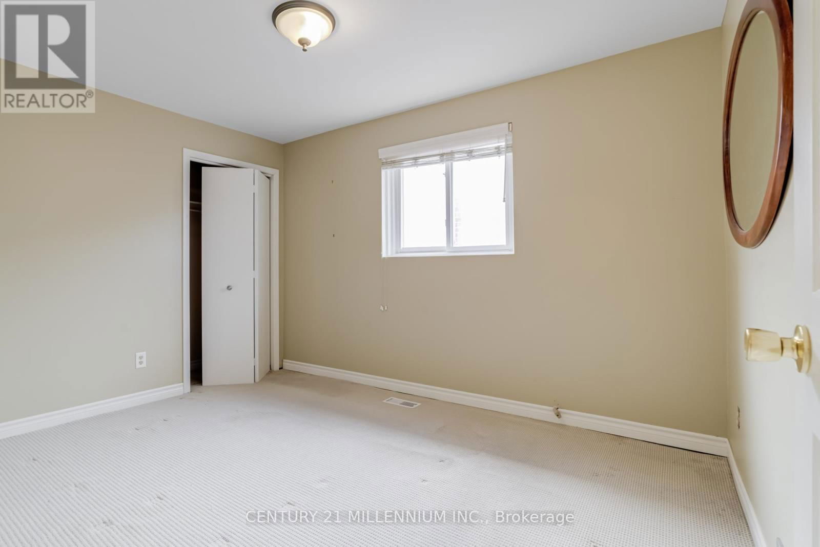 568 DUFFERIN STREET Image 18