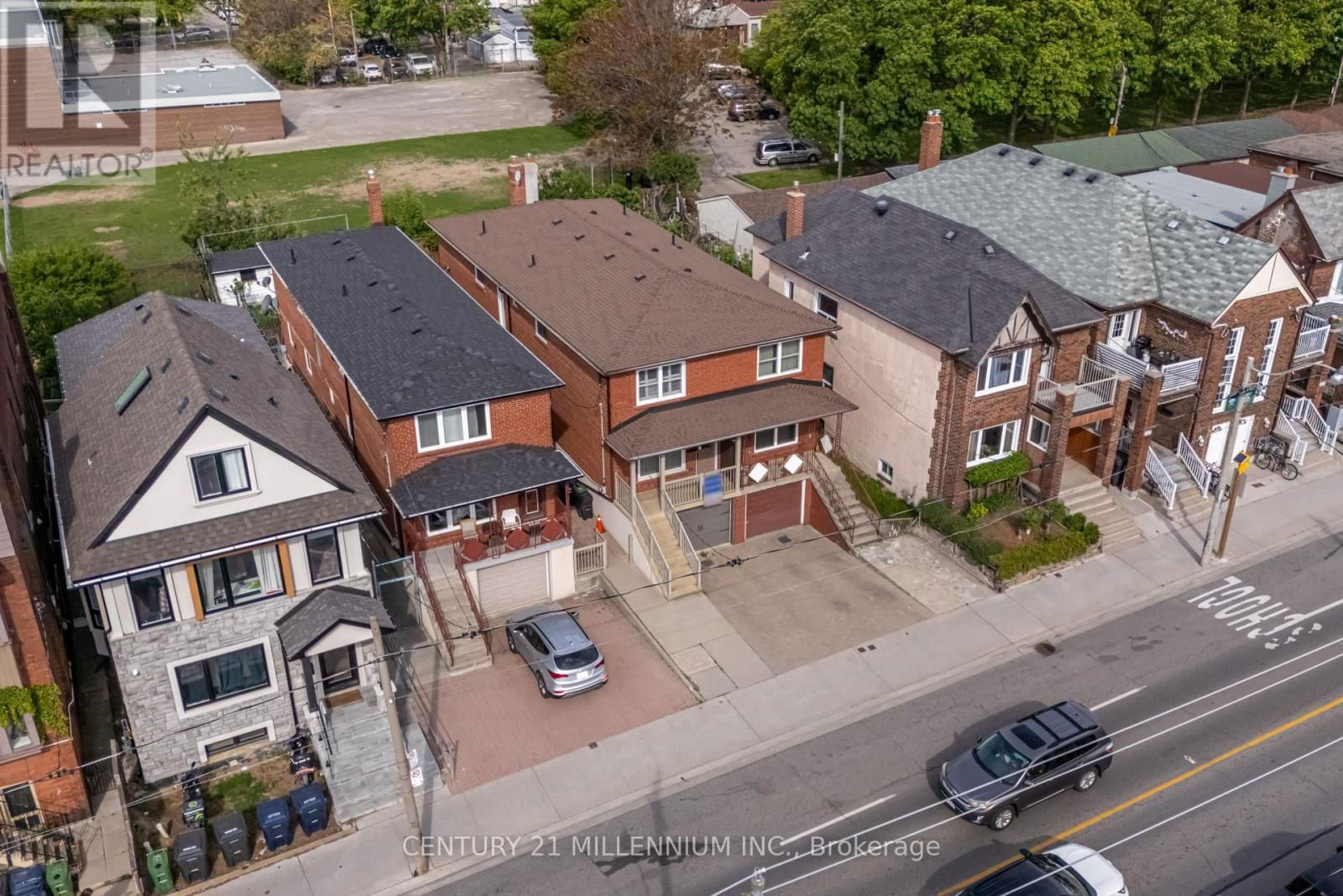568 DUFFERIN STREET Image 30