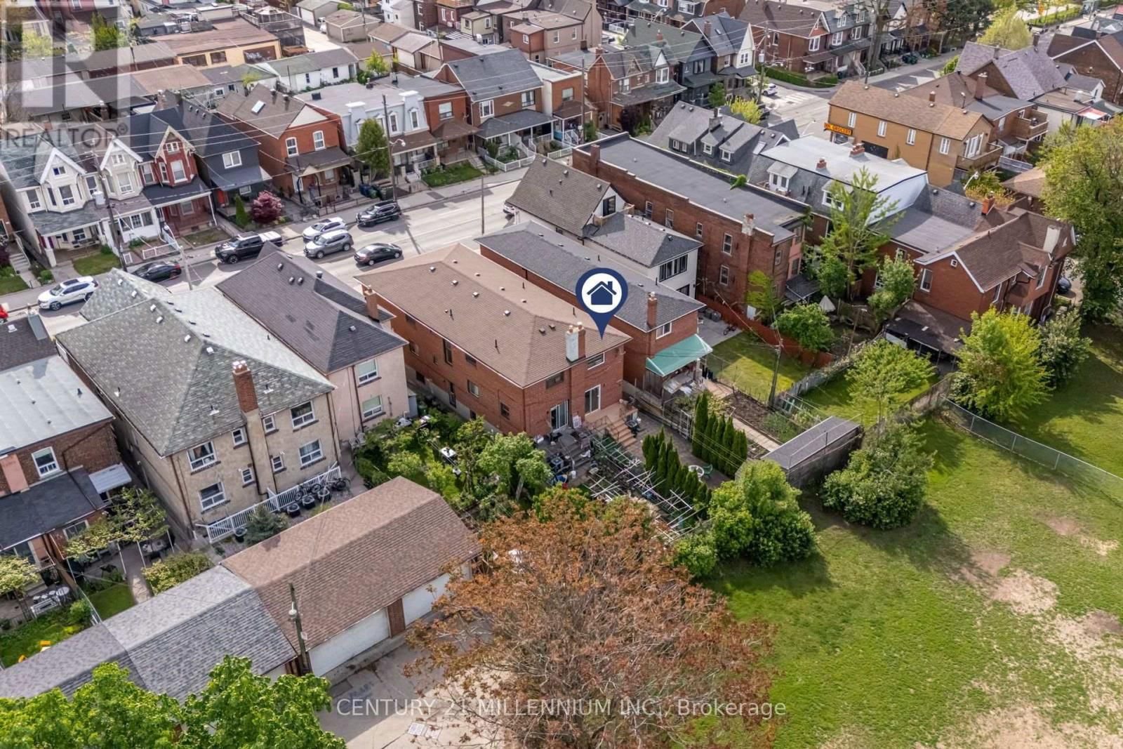 568 DUFFERIN STREET Image 33