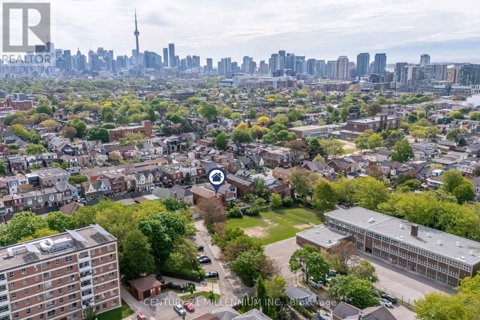 568 DUFFERIN STREET Image 36