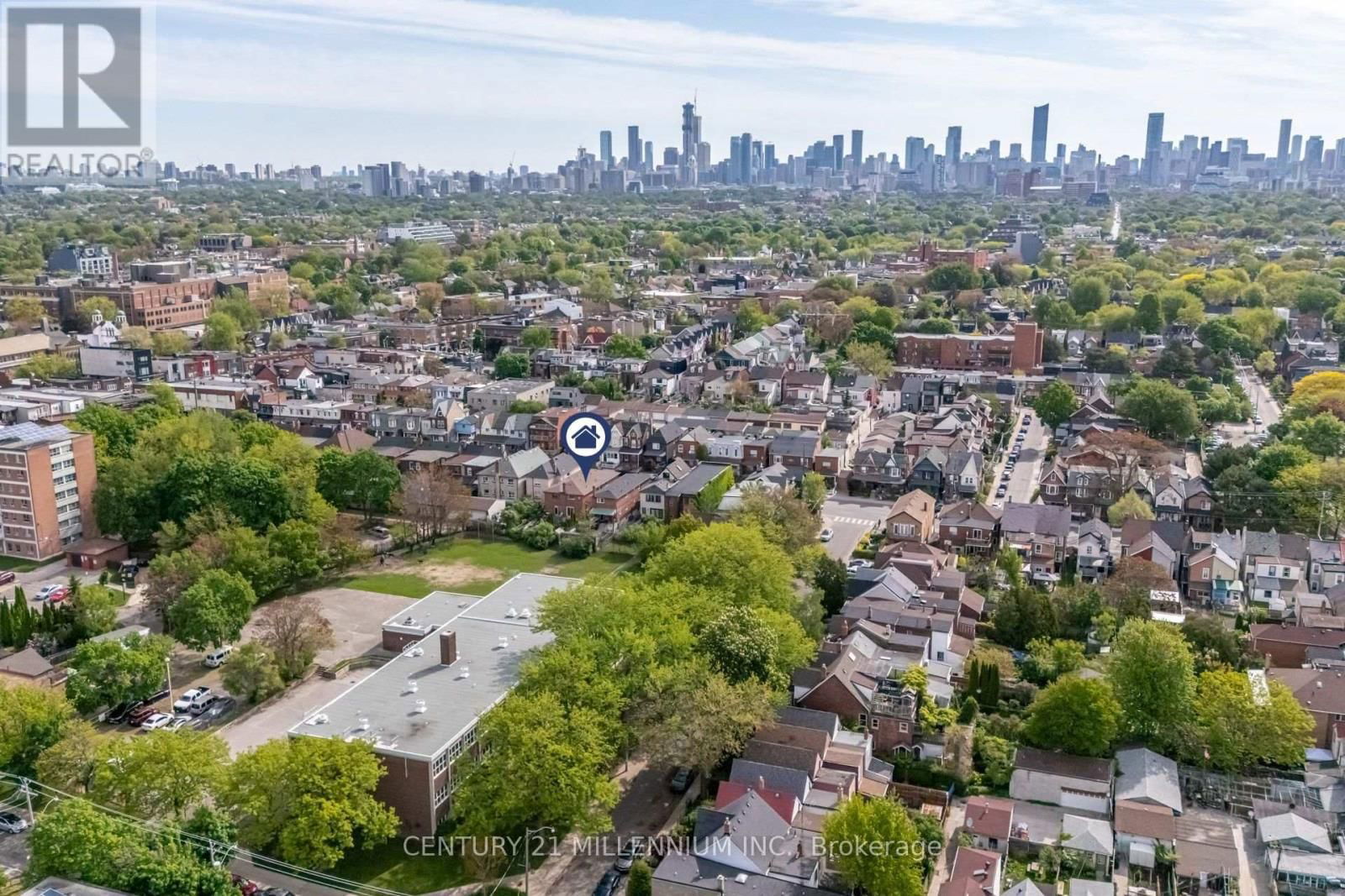 568 DUFFERIN STREET Image 37