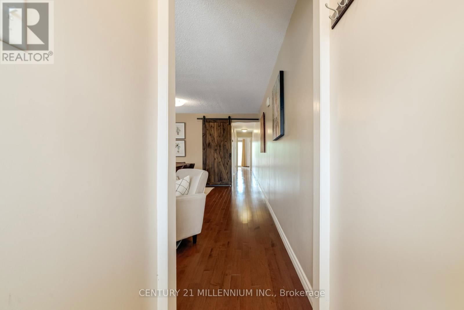 568 DUFFERIN STREET Image 4