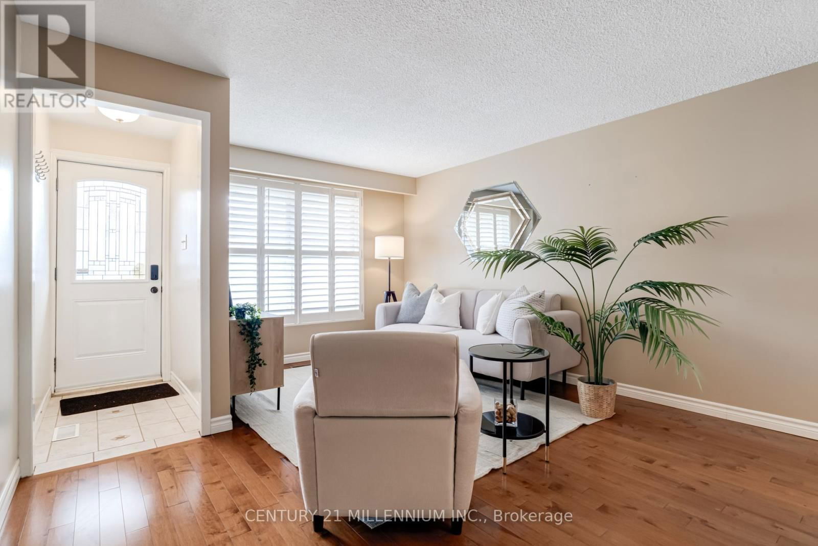 568 DUFFERIN STREET Image 5