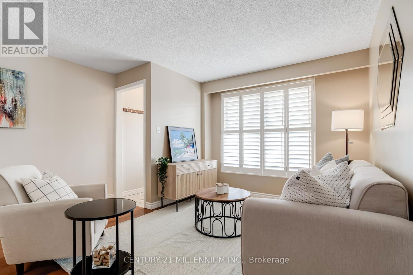 568 DUFFERIN STREET Image 6