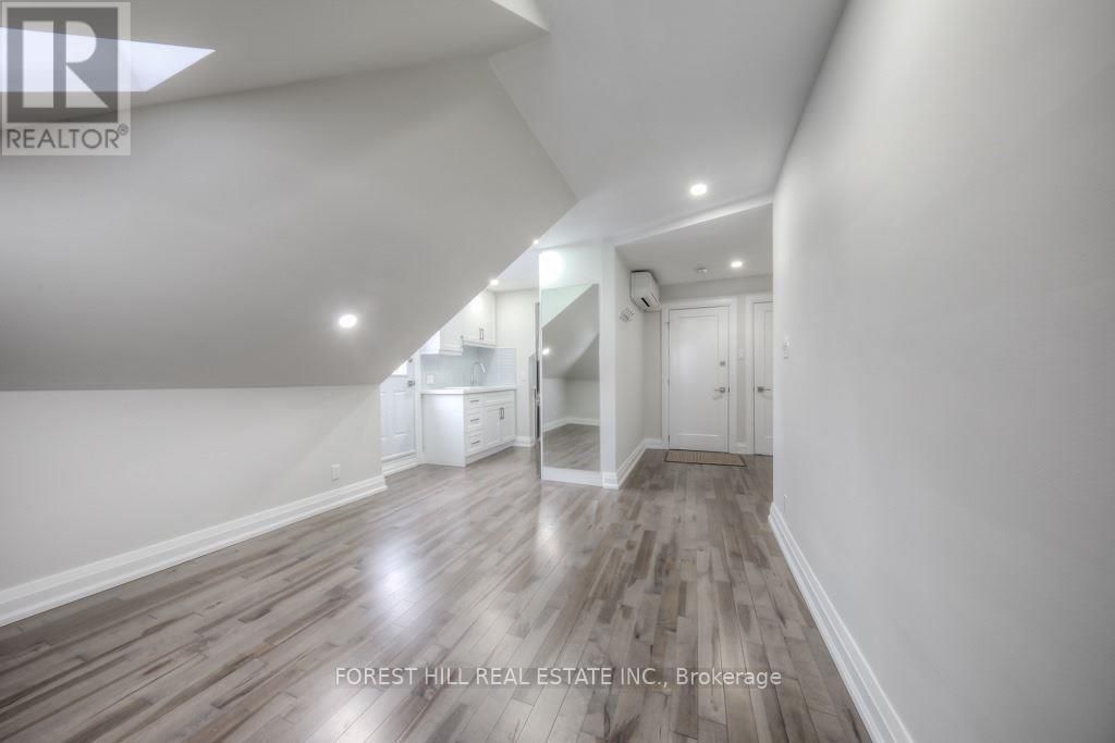 #3 - 1747 BATHURST STREET Image 1