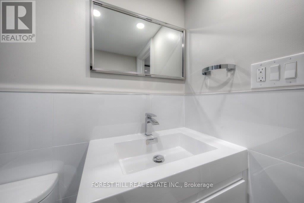 #3 - 1747 BATHURST STREET Image 11