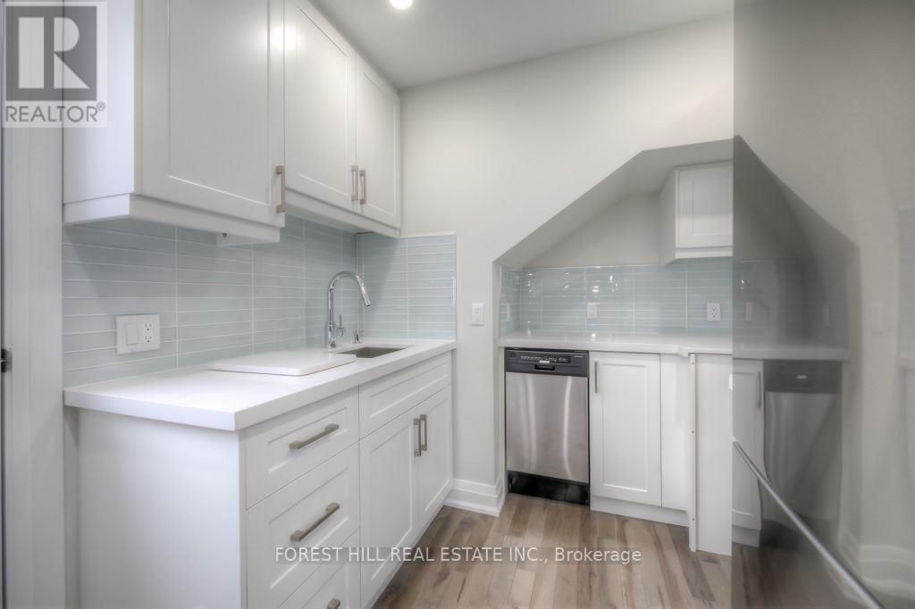 #3 - 1747 BATHURST STREET Image 2
