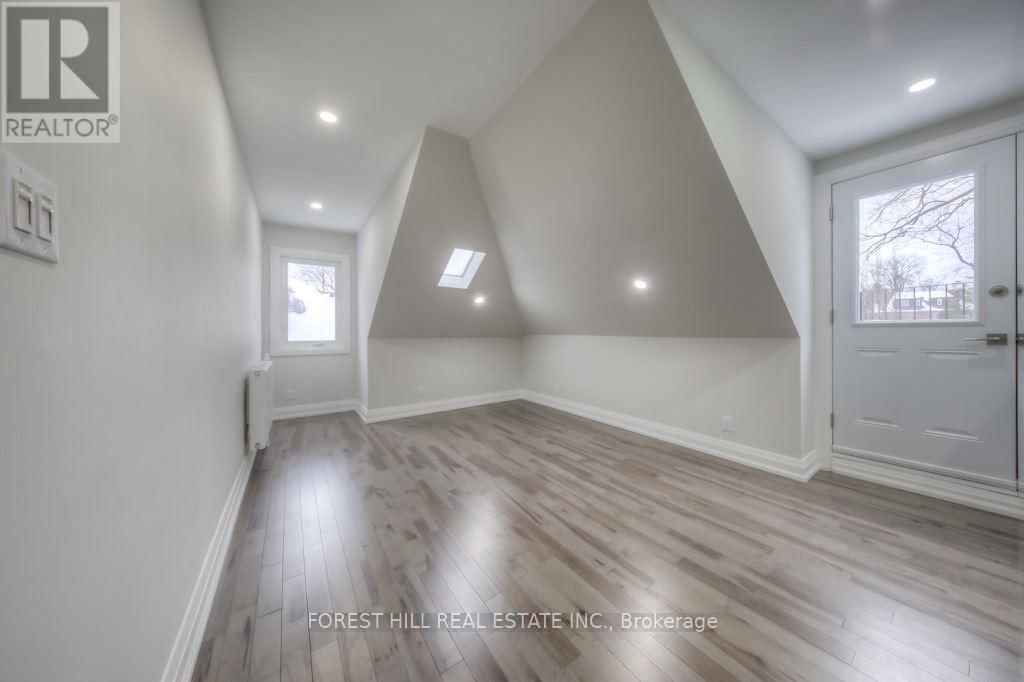 #3 - 1747 BATHURST STREET Image 3