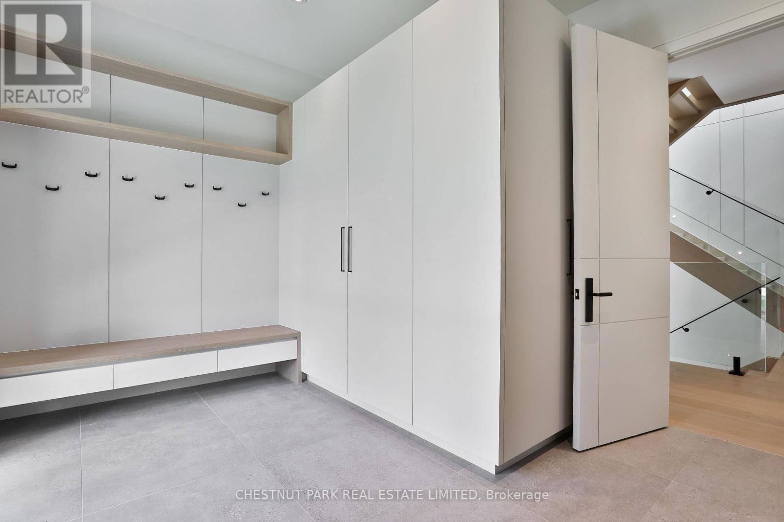 2 MARCHWOOD DRIVE Image 31