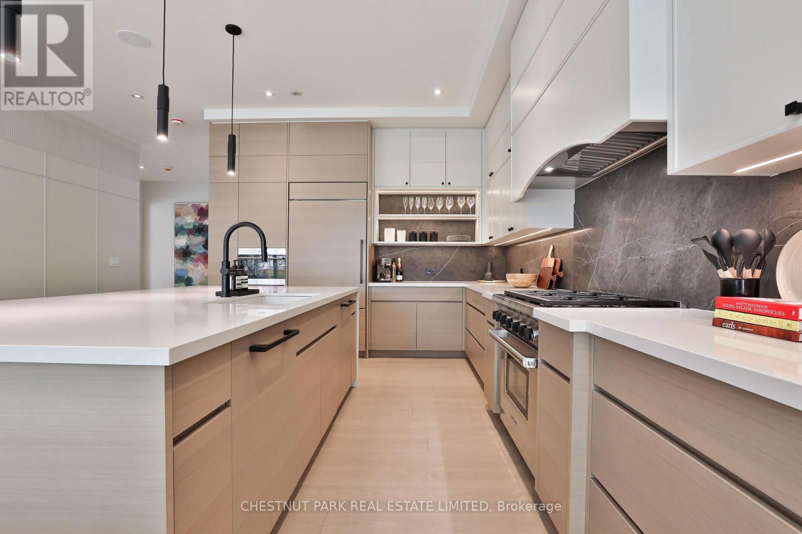 2 MARCHWOOD DRIVE Image 8