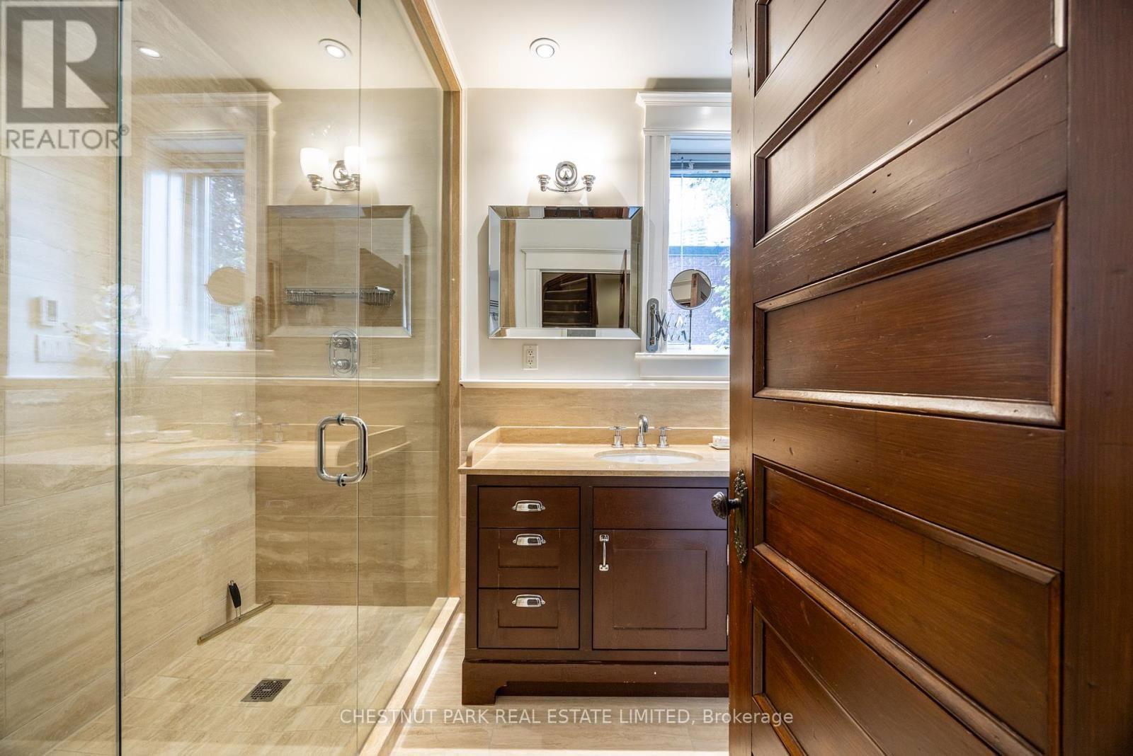 20 NANTON AVENUE Image 22