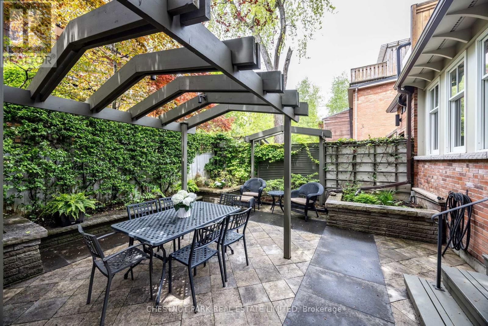 20 NANTON AVENUE Image 35