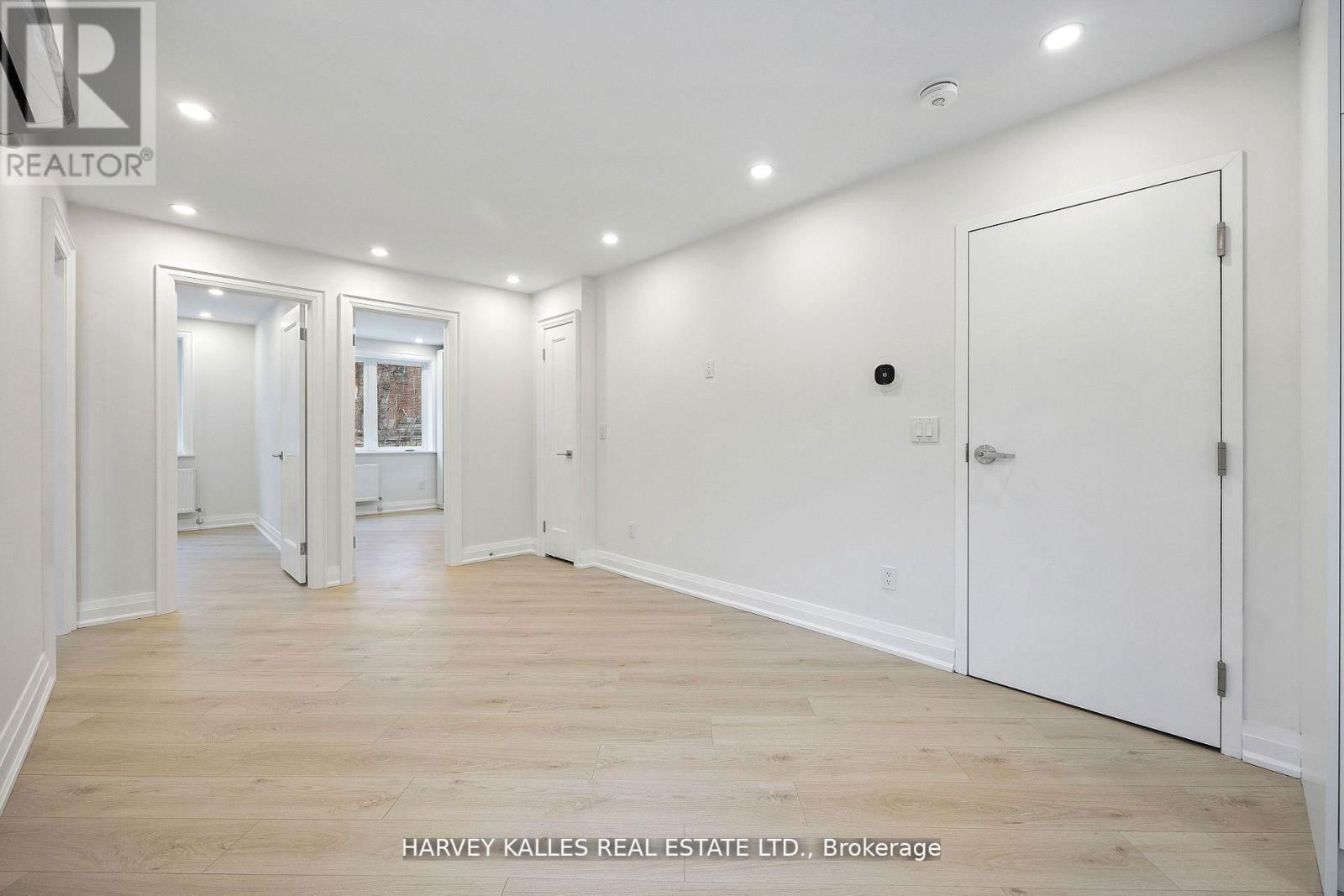 Unit 2 - 1006 EGLINTON AVENUE WEST Image 10