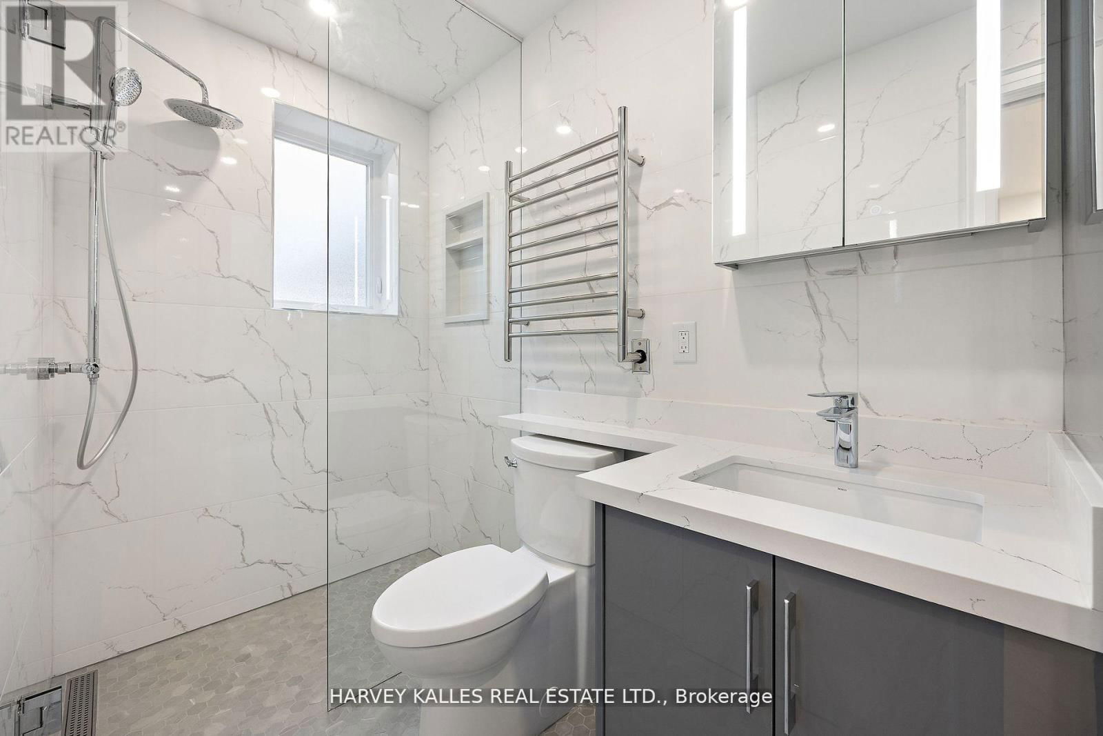 Unit 2 - 1006 EGLINTON AVENUE WEST Image 17