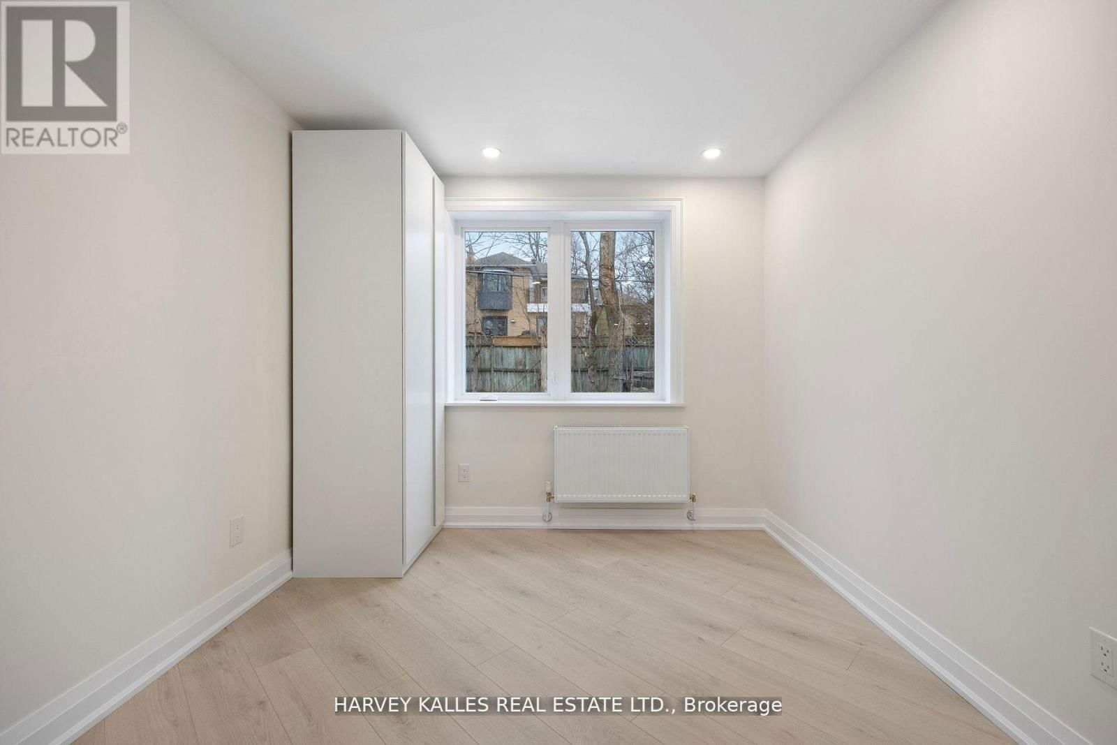 Unit 2 - 1006 EGLINTON AVENUE WEST Image 21
