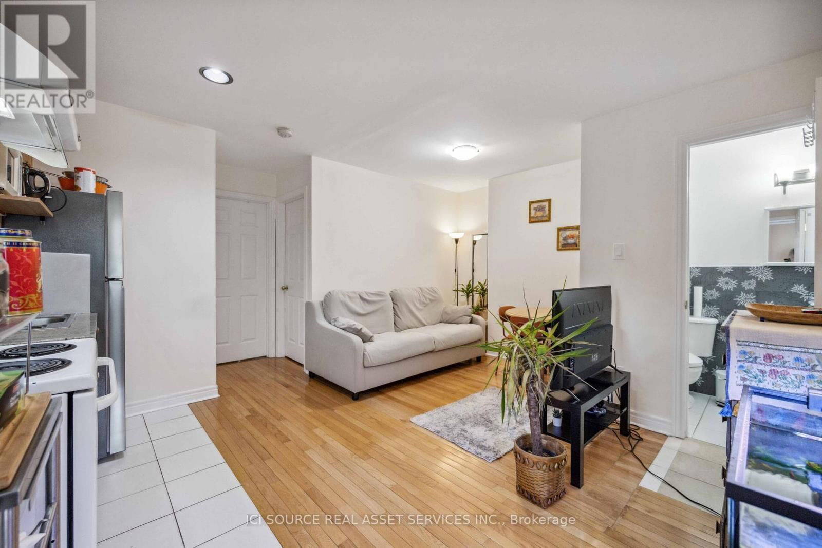 2nd Floor - 2 WARING COURT Image 8