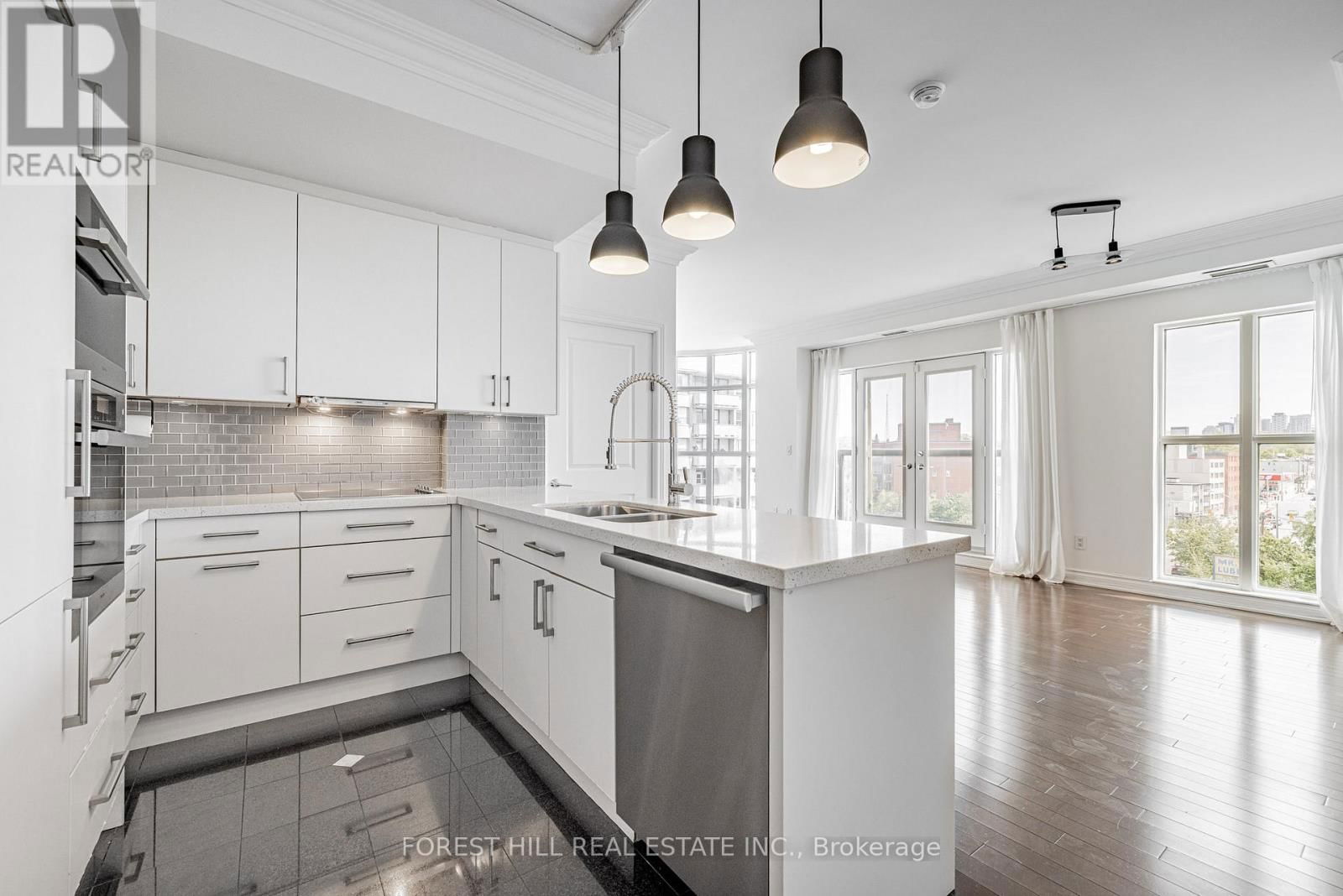 602 - 800 SPADINA ROAD Image 16