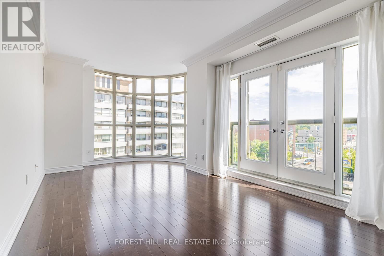 602 - 800 SPADINA ROAD Image 4