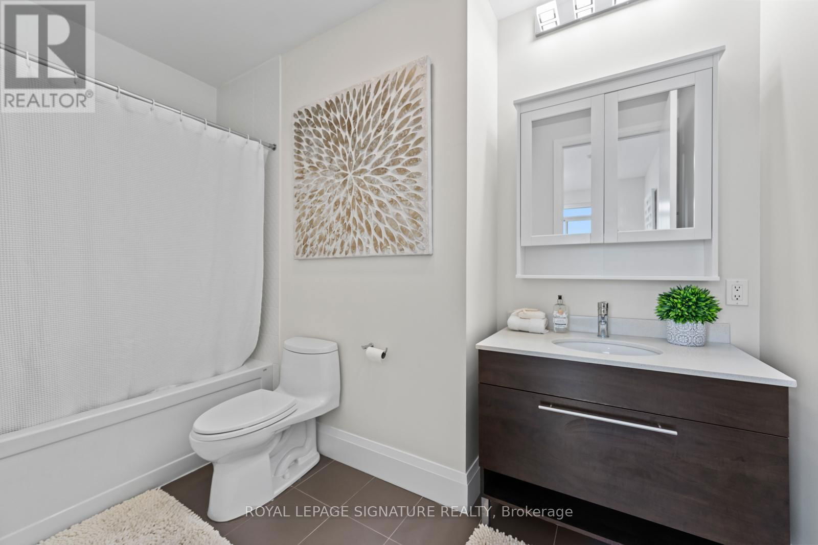 3207 - 500 SHERBOURNE STREET Image 31