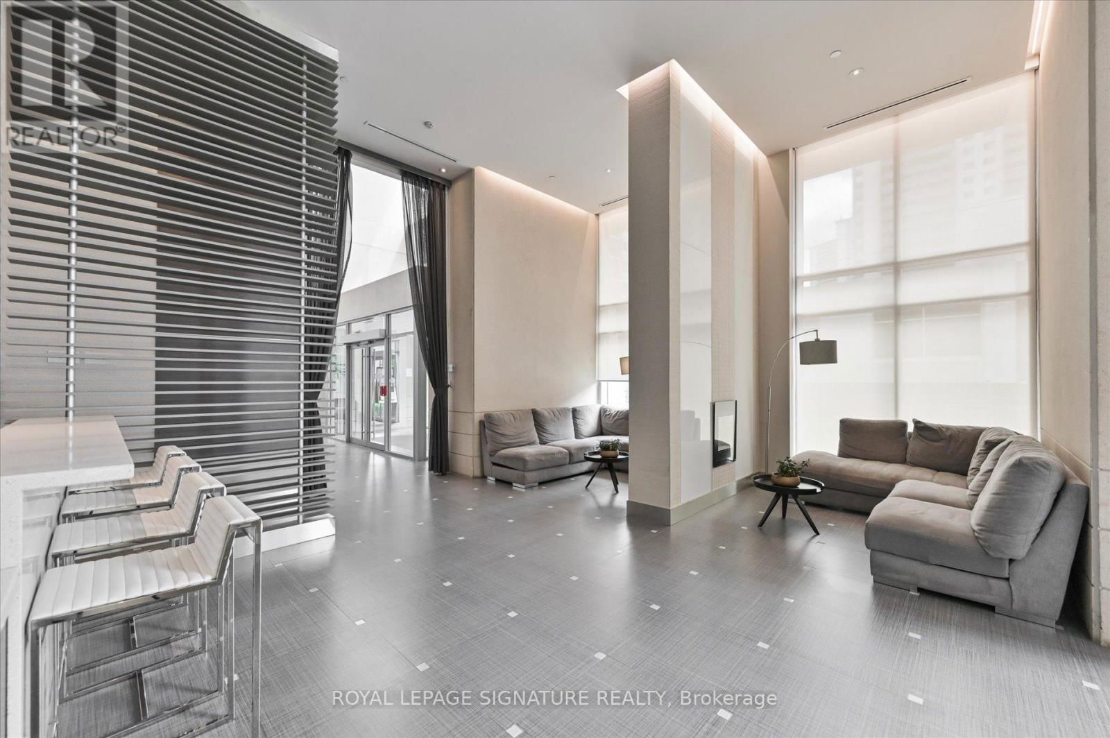 3207 - 500 SHERBOURNE STREET Image 34