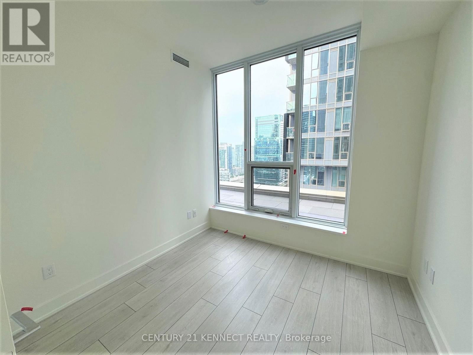 2802 - 15 MERCER STREET Image 10