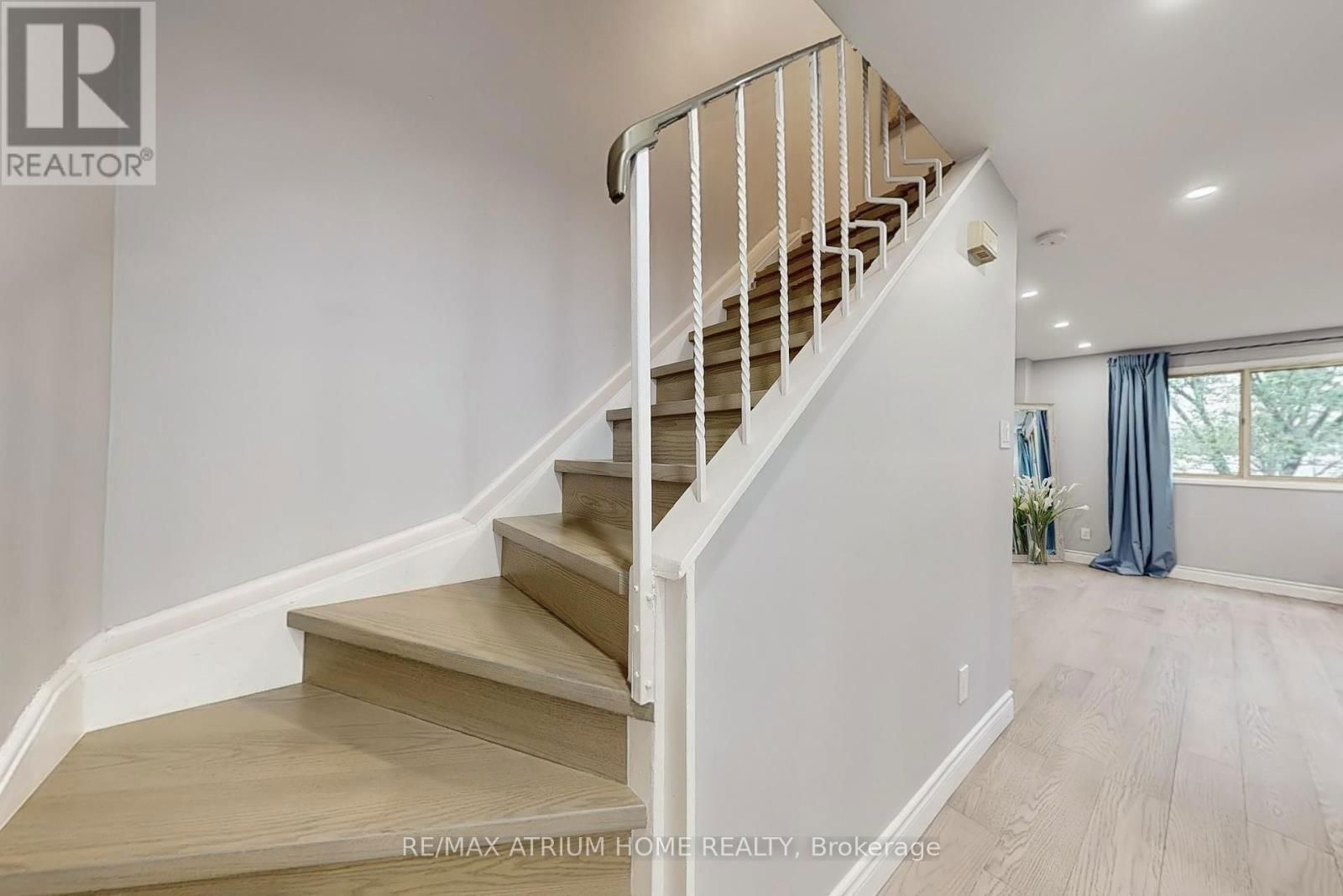 10 TOWNSEND ROAD Image 13
