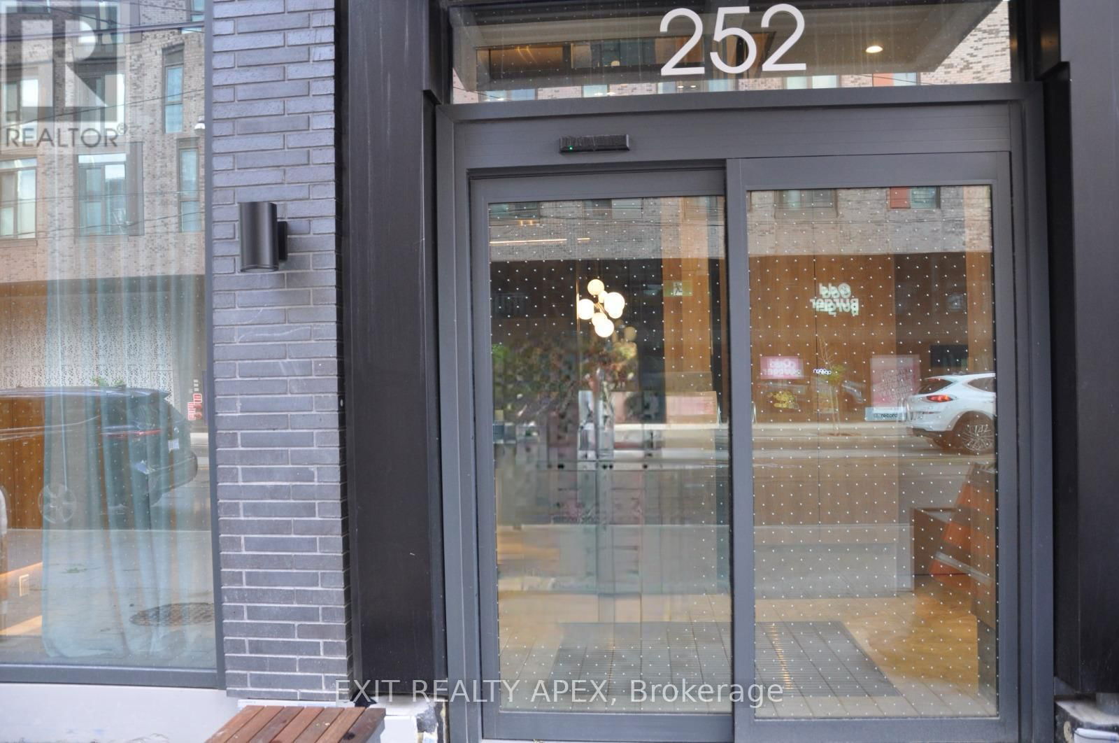 4010 - 252 CHURCH STREET WEST Image 2