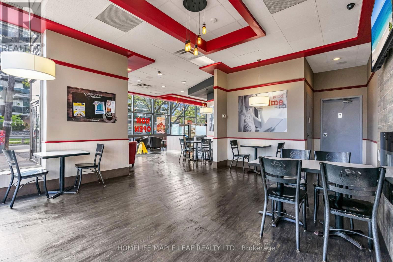1471 EGLINTON AVENUE WEST Image 18