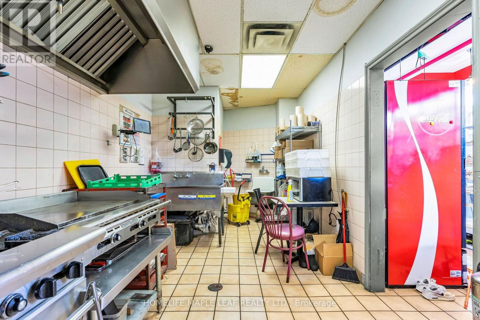 1471 EGLINTON AVENUE WEST Image 31