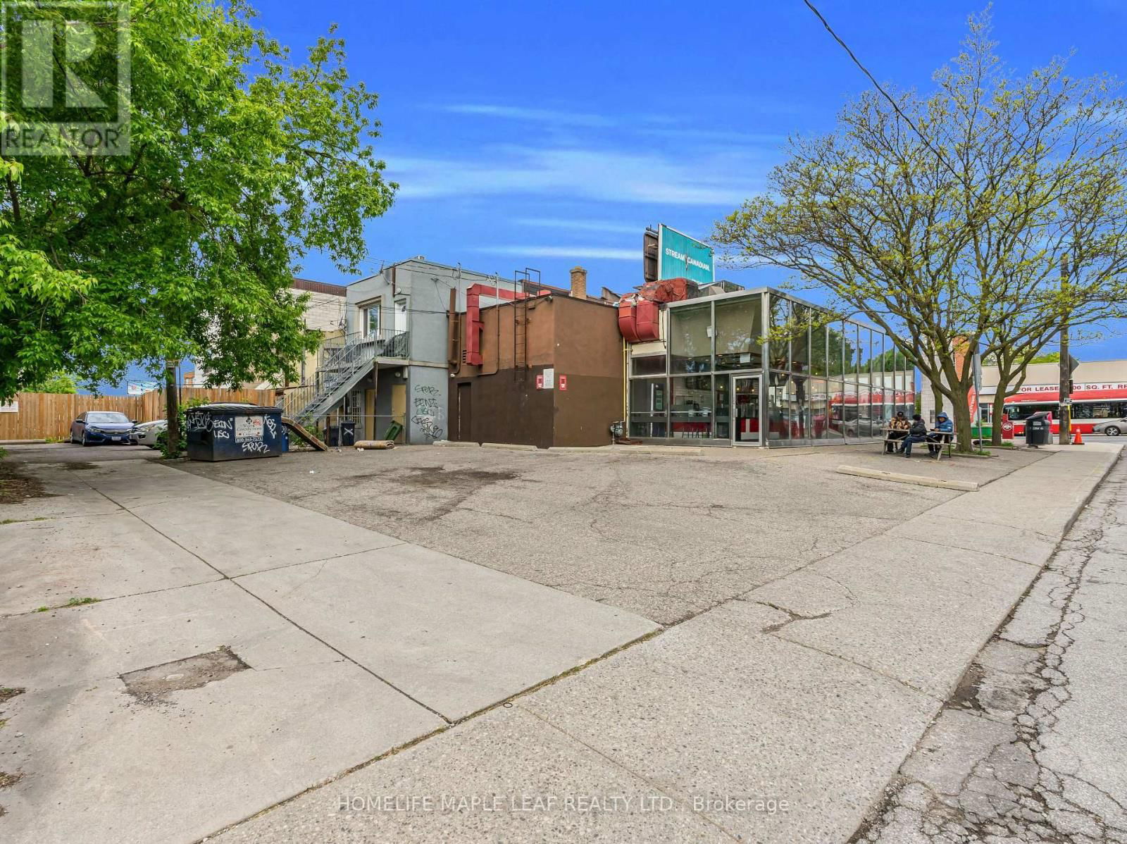 1471 EGLINTON AVENUE WEST Image 38