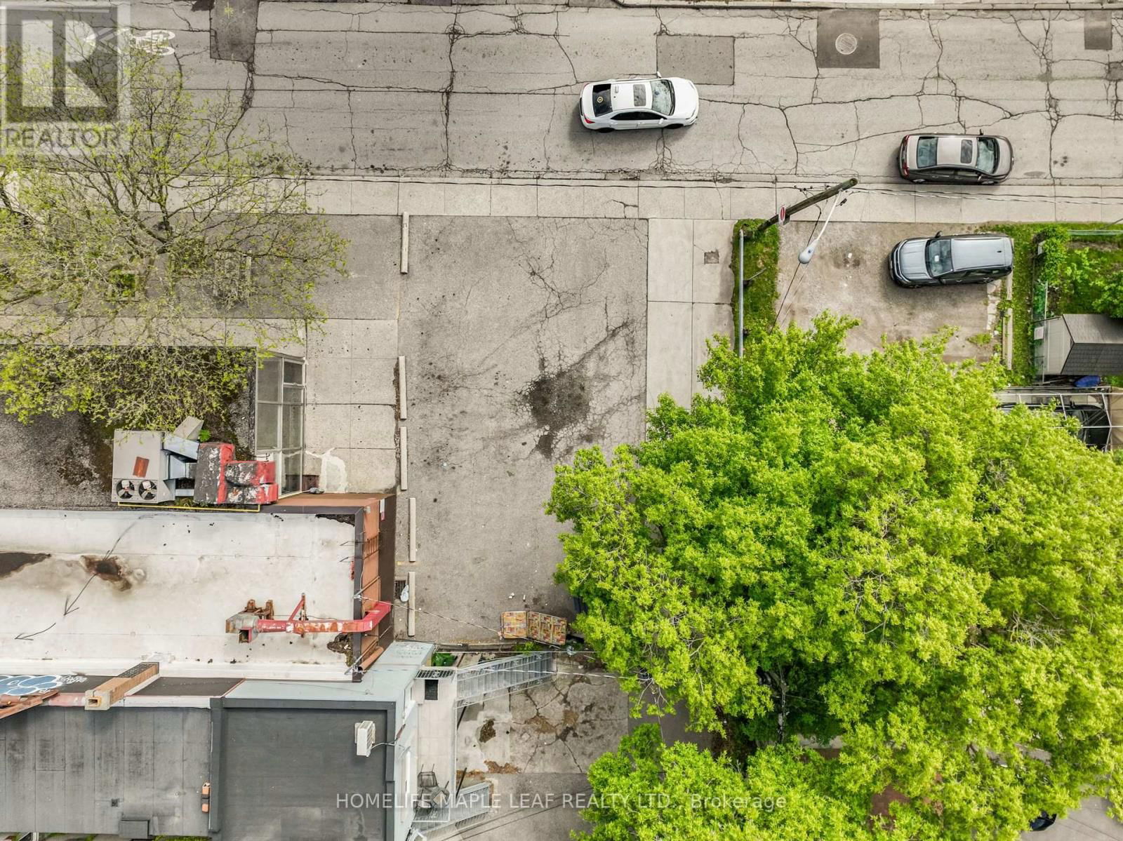 1471 EGLINTON AVENUE WEST Image 41