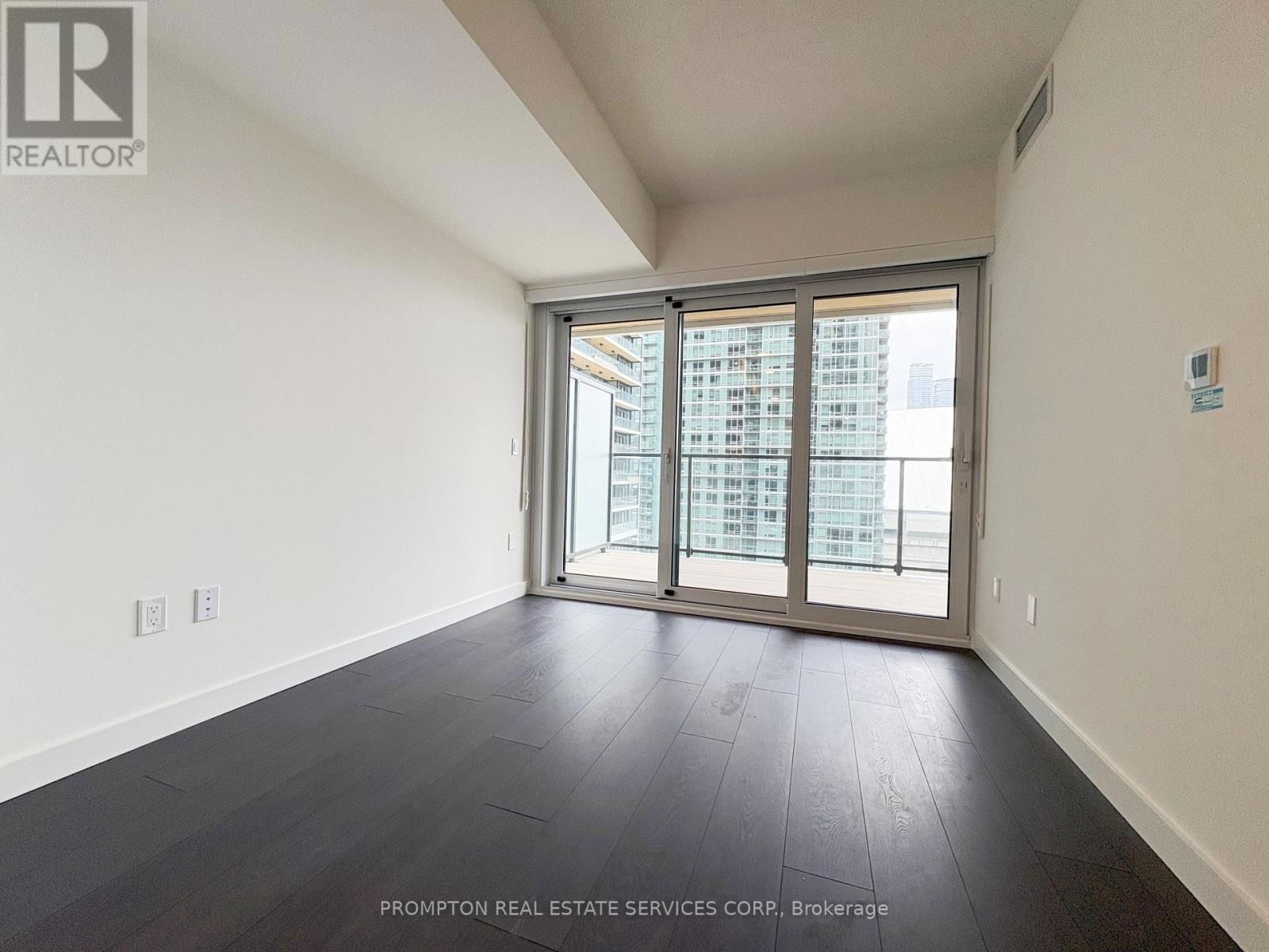 1809 - 3 CONCORD CITYPLACE WAY Image 7