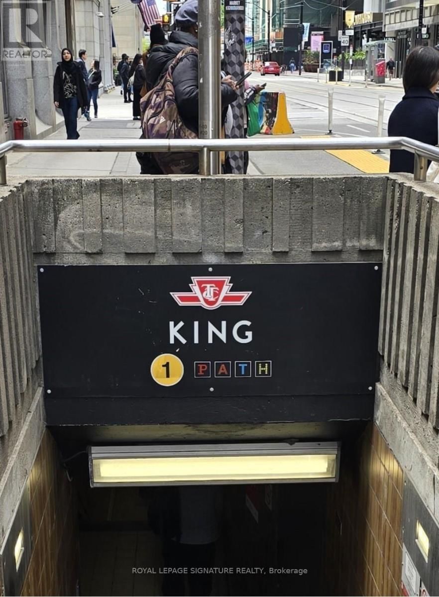 5D - 7 KING STREET EAST Image 26
