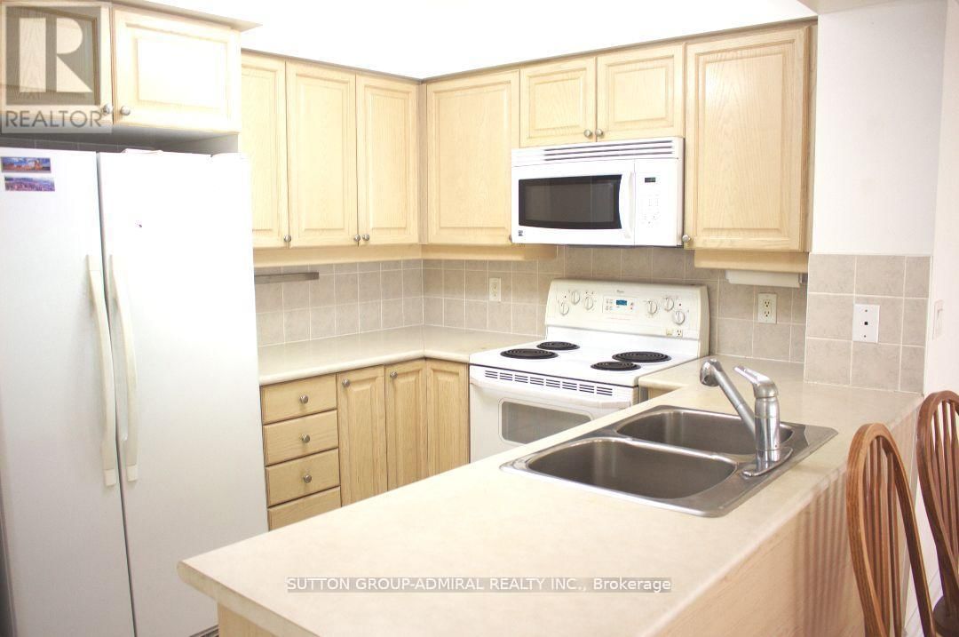 708 - 880 GRANDVIEW WAY Image 6