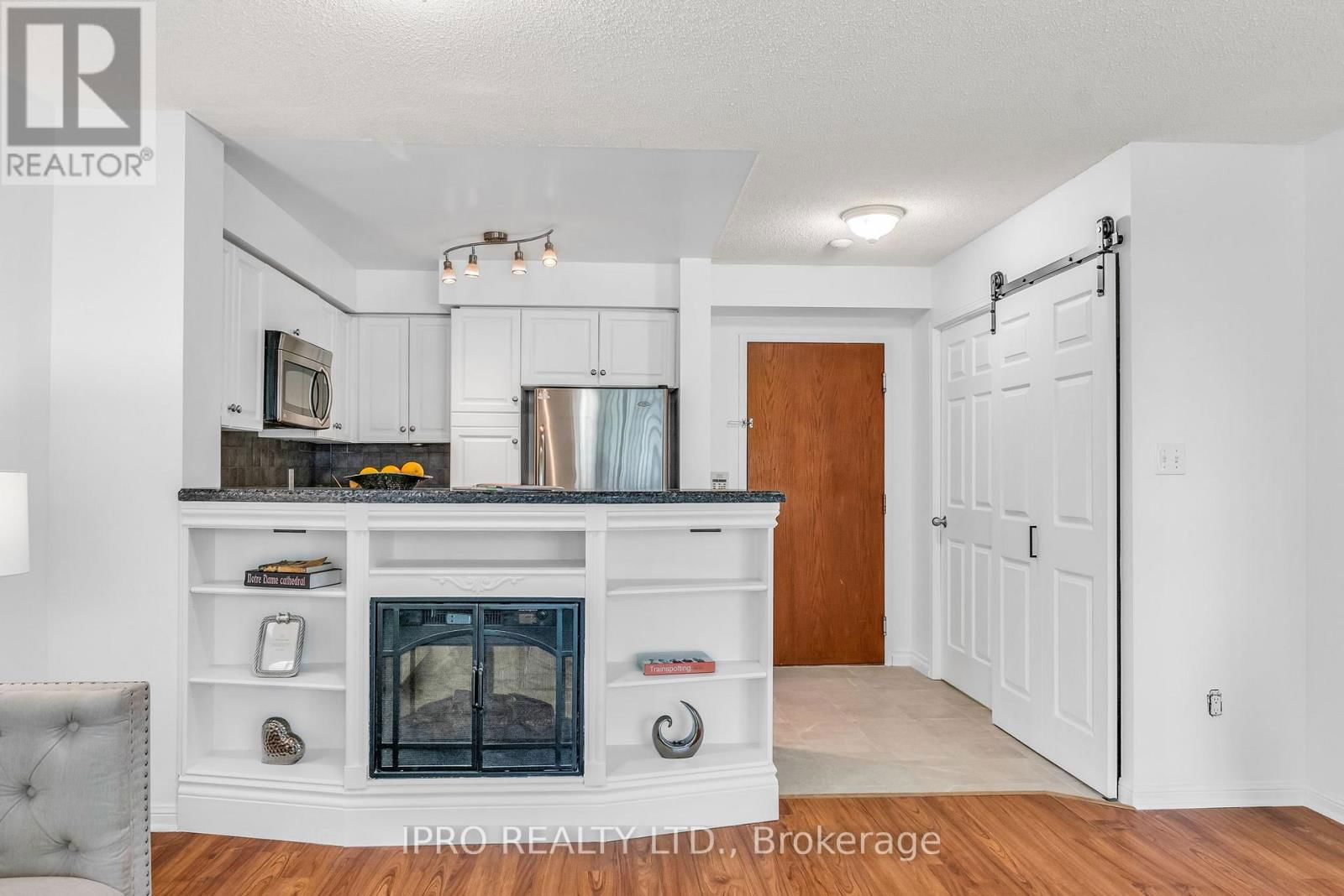 813 - 23 LORRAINE DRIVE Image 11