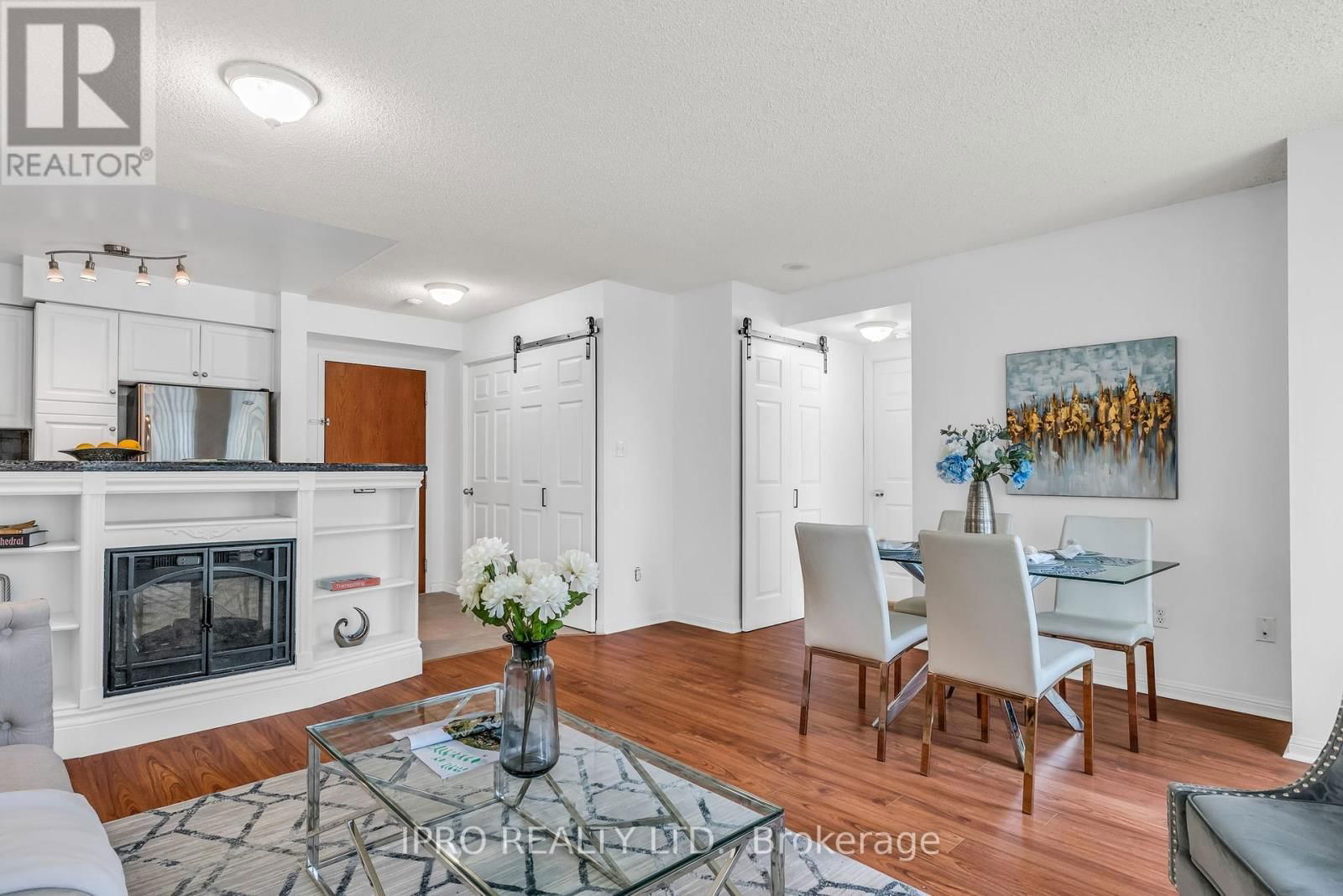 813 - 23 LORRAINE DRIVE Image 17