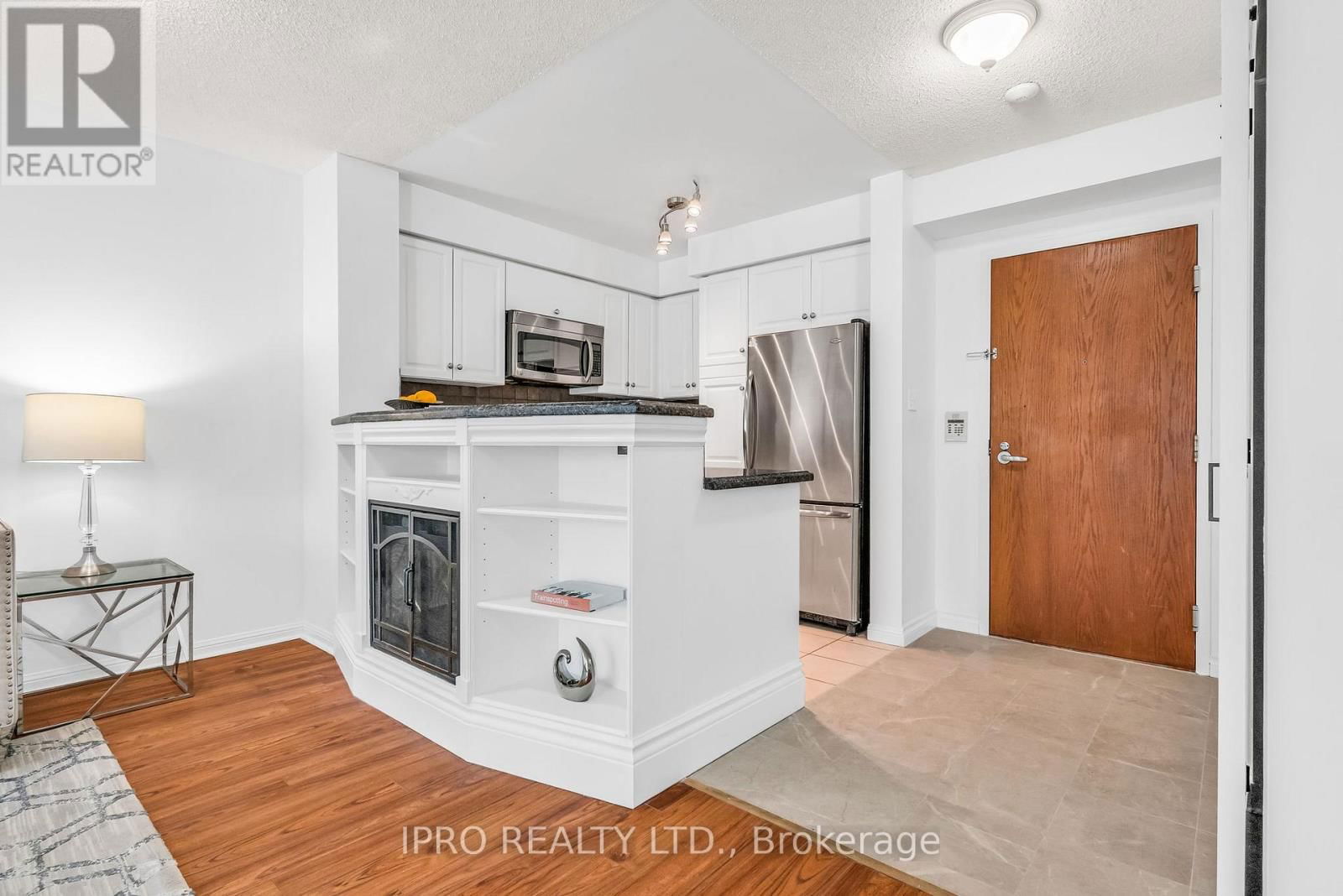 813 - 23 LORRAINE DRIVE Image 21
