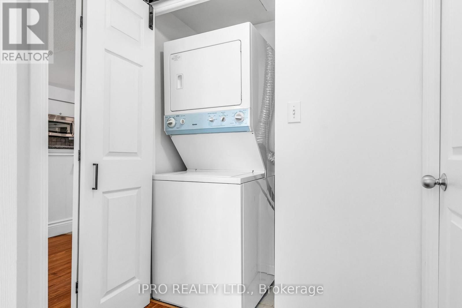 813 - 23 LORRAINE DRIVE Image 22