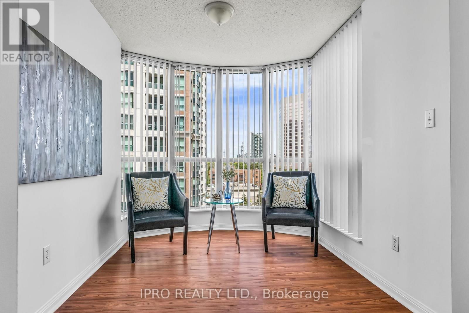 813 - 23 LORRAINE DRIVE Image 28