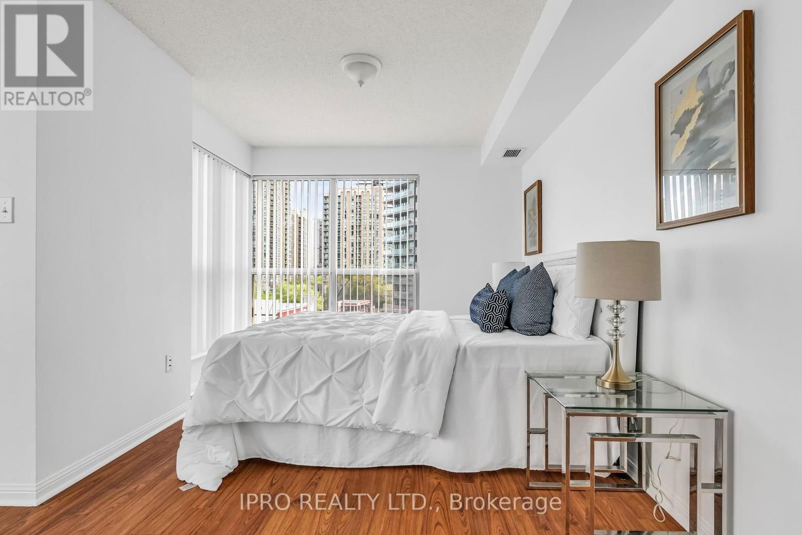 813 - 23 LORRAINE DRIVE Image 30