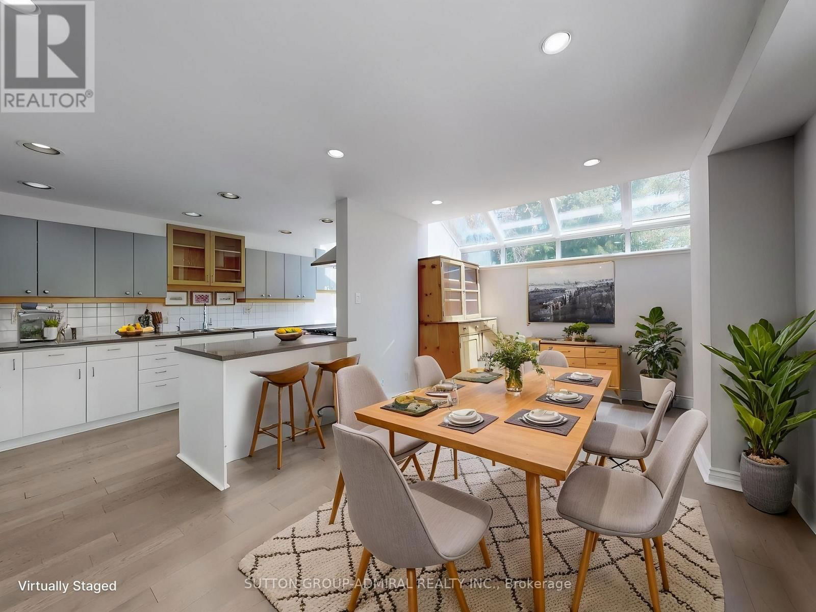 248 GLENGROVE AVENUE WEST Image 12