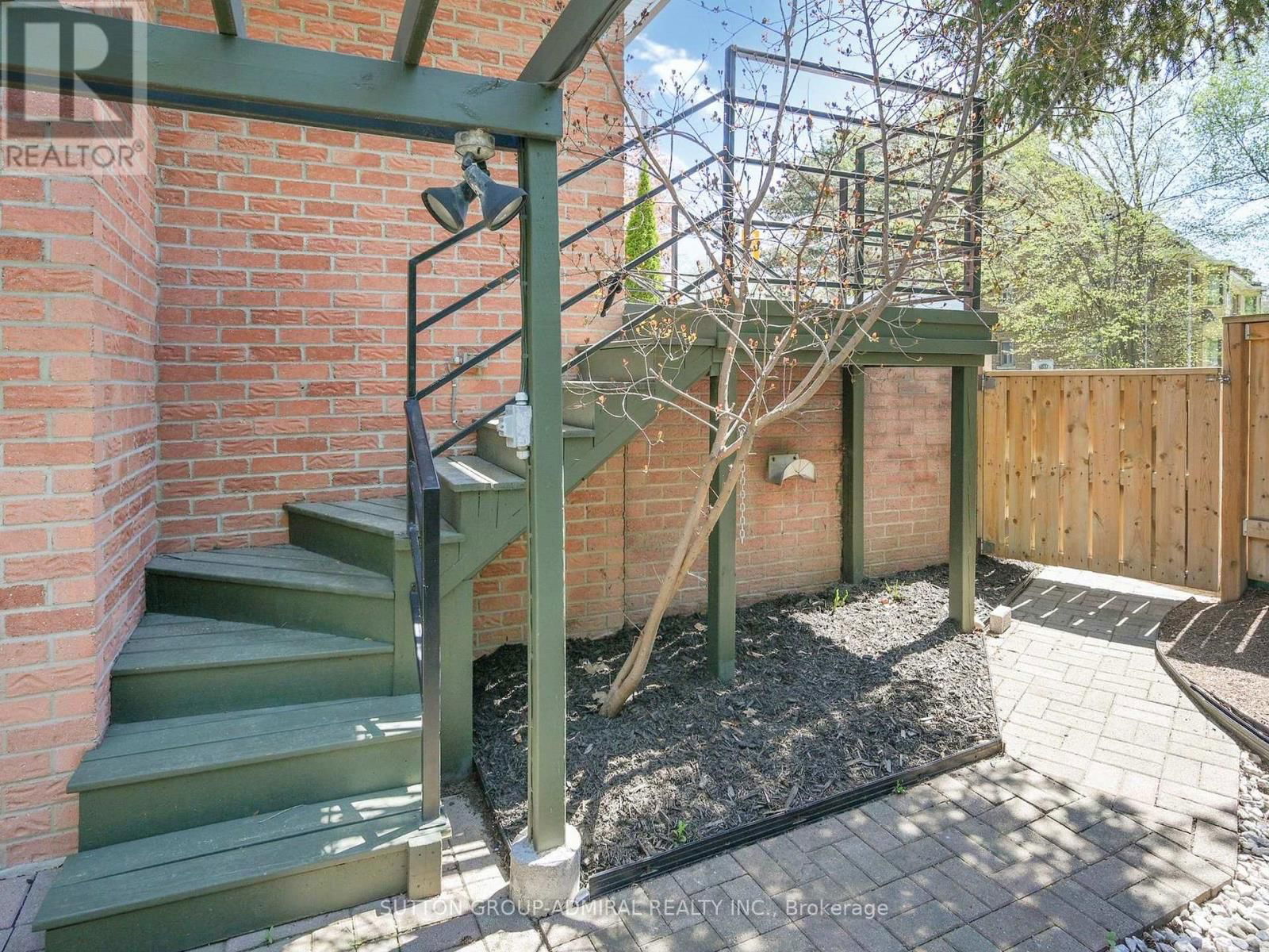248 GLENGROVE AVENUE WEST Image 43
