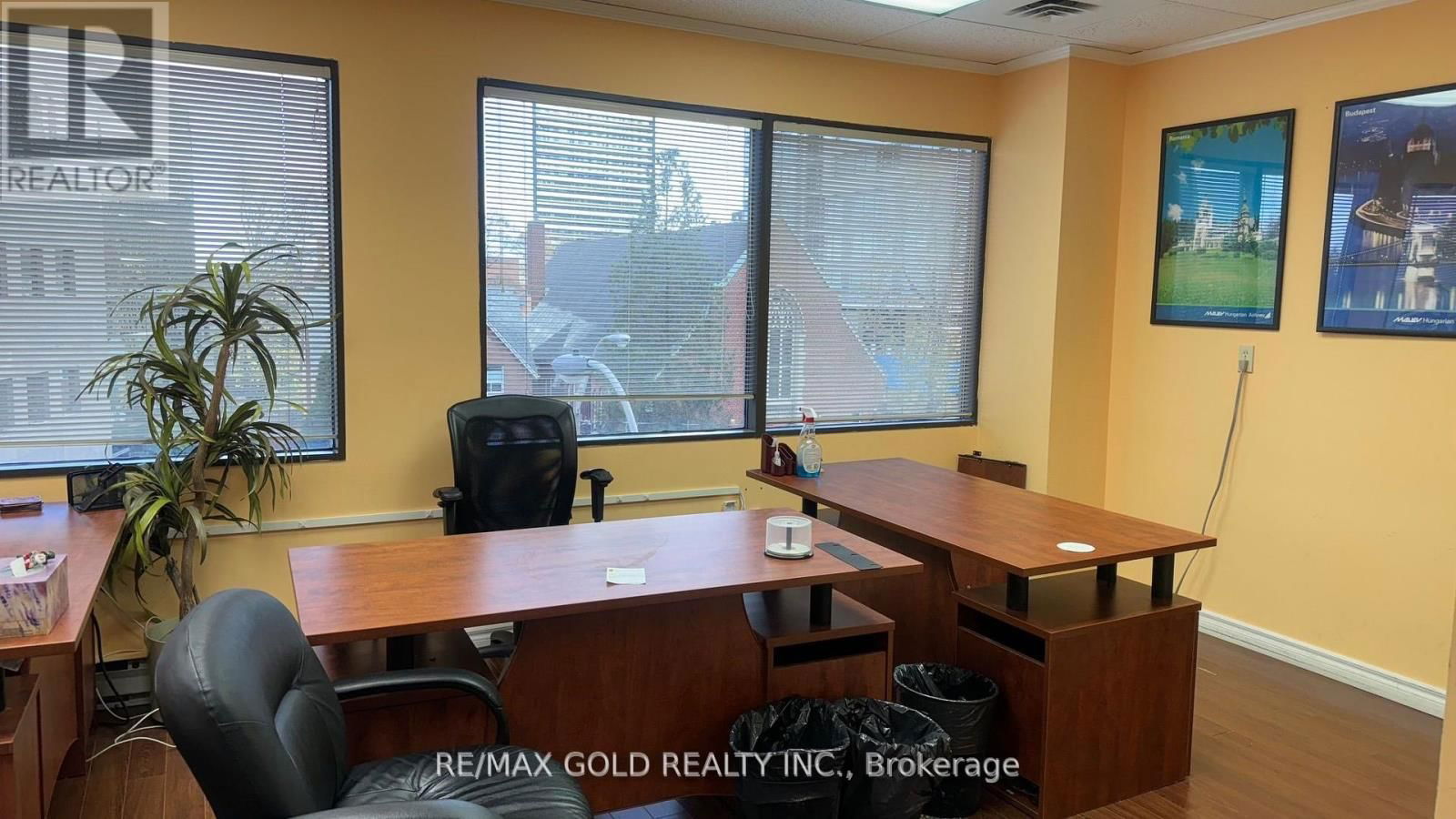 301 - 600 SHERBOURNE STREET Image 18